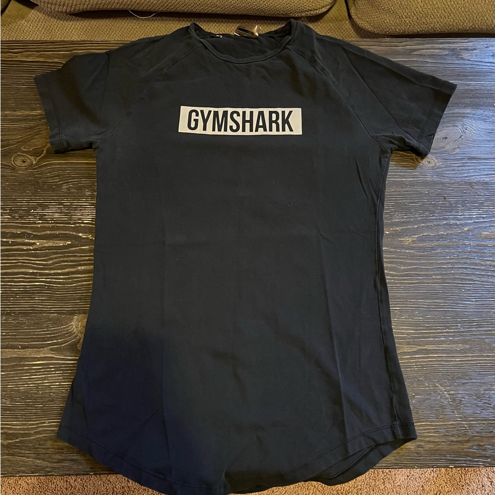 GYMSHARK T-SHIRT